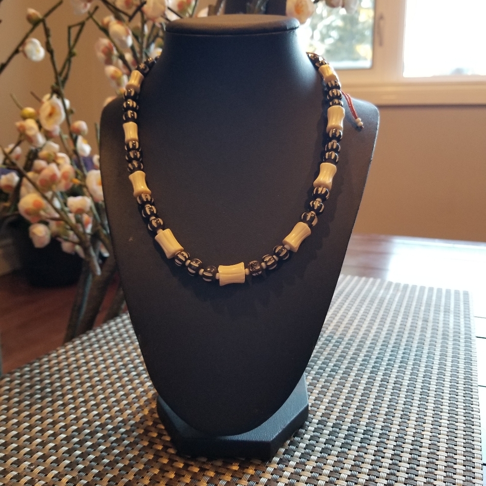 Handmade Necklace. - Picture 2 of 13